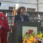 Ελληνίδα δήμαρχος στη Γενεύη: Η Χριστίνα Κίτσος ανέλαβε καθήκοντα με συρτάκι...